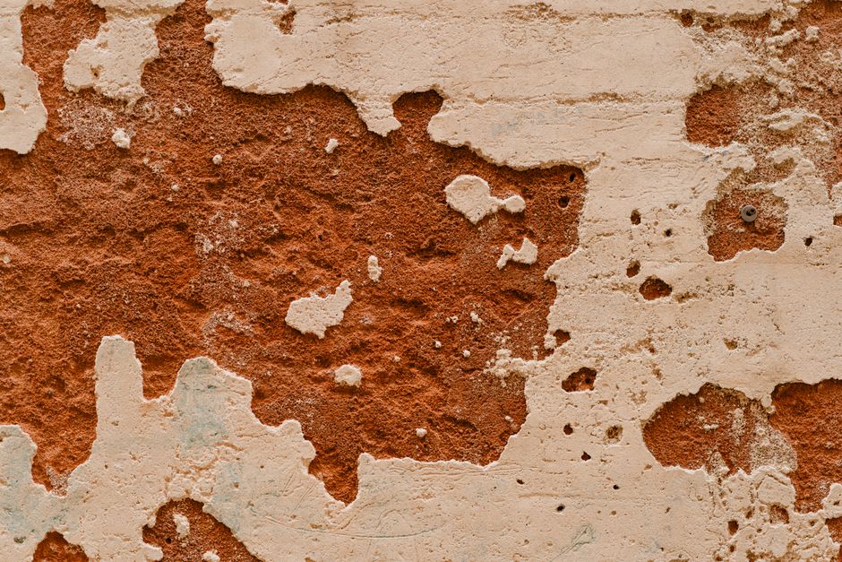 Closed-loop tracking for plastering ads in Singapore