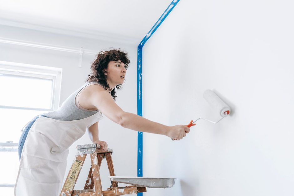 Conversion rates and page signals for UK painting company websites