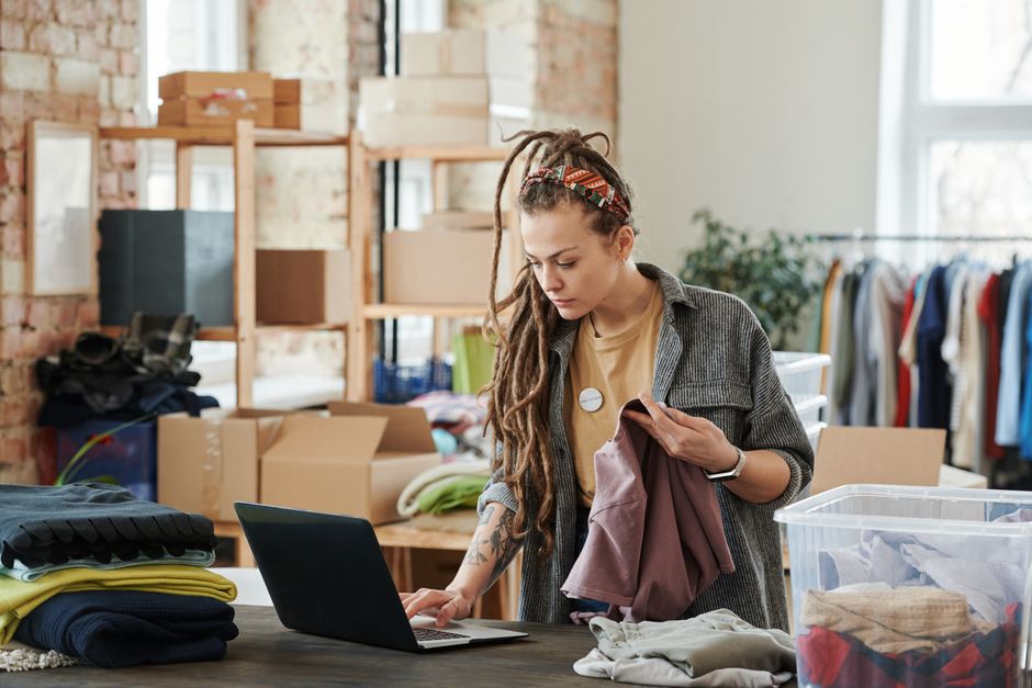 Conversion rates and page signals for Thrift Stores sites in the US