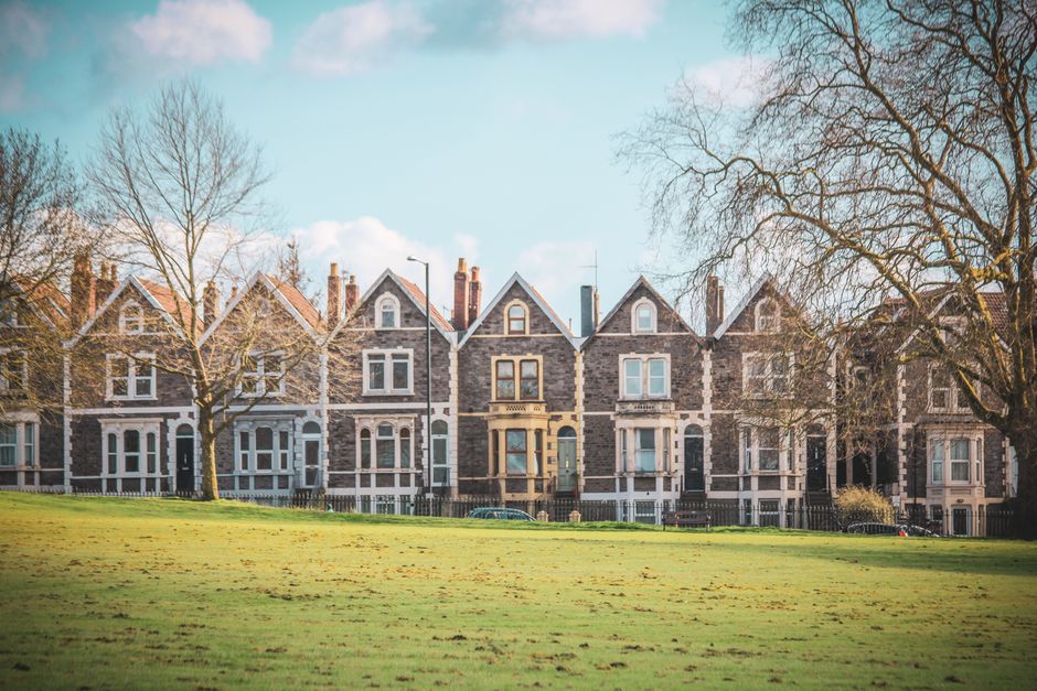 Conveyancing lead tracking checklist for teams in the UK