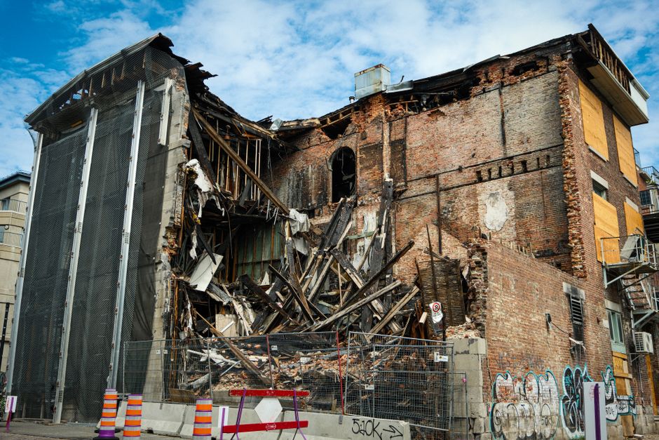 The demolition SEO checklist: score your leaks and win more booked surveys
