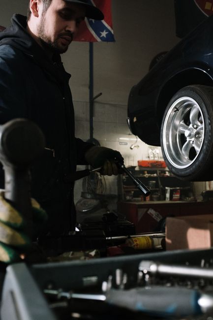How Singapore oil change shops fill bays with search, Maps, and a page that books jobs