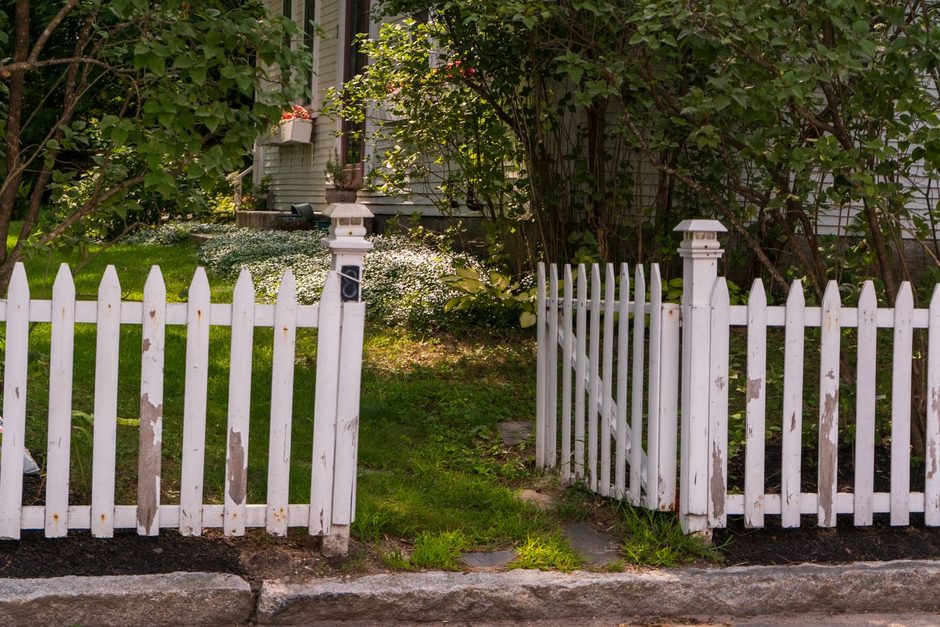Facebook and Instagram errors that waste fencing and gates ad spend in Australia