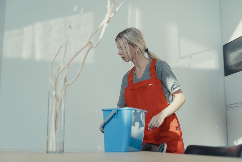 Google Ads cost and quality ranges for Office Cleaning in the UK