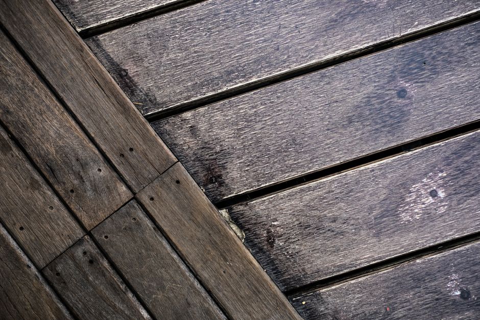 Google Ads mistakes that burn your decking budget in Australia