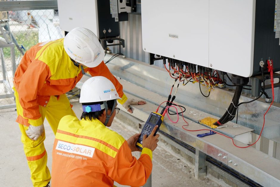 Google Ads that book jobs for SG battery power firms