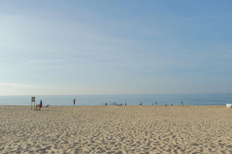 How Singapore beach operators turned search into booked work