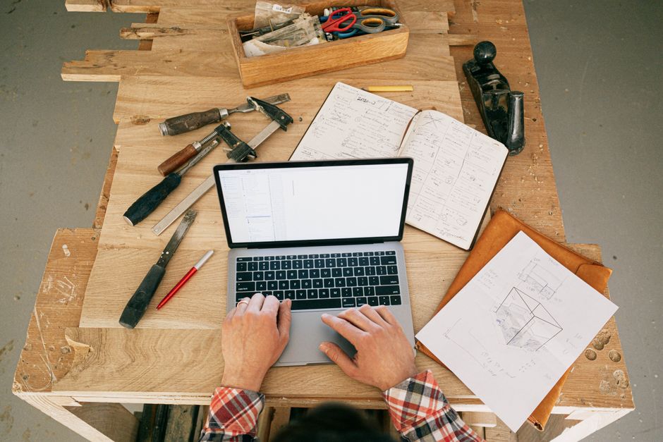 How US Carpentry Shops Turn Google Searches Into Booked Jobs