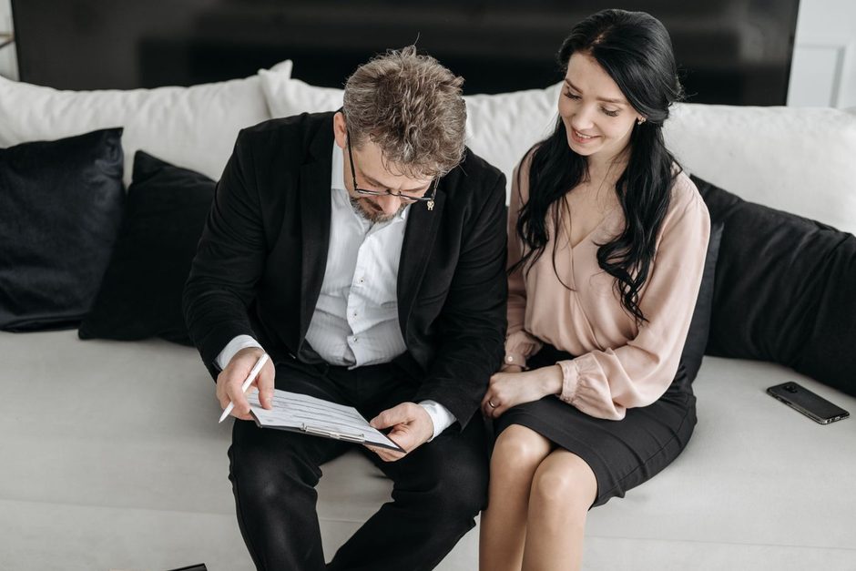 How US conveyancing firms measure marketing that books