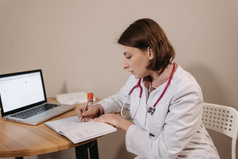 How US medical practices run search ads that fill the schedule