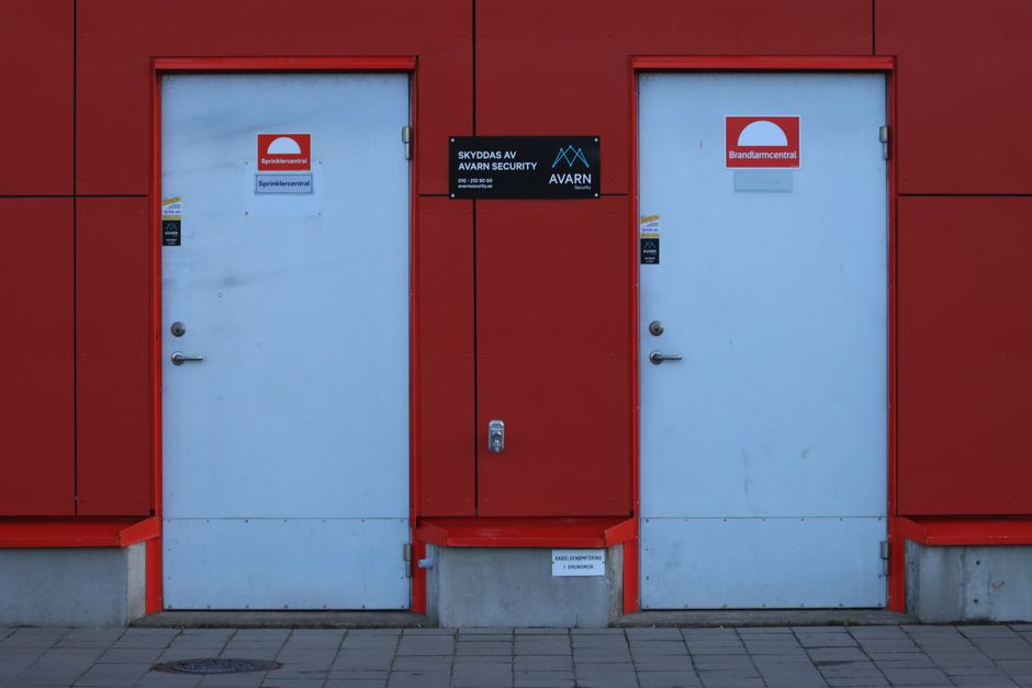 How UK security door and screen installers turn Google search into booked surveys