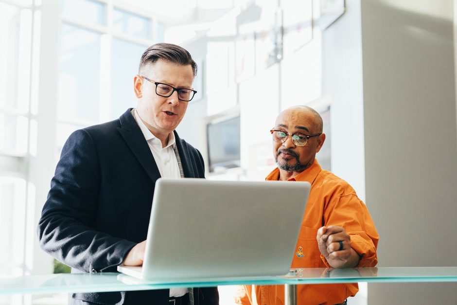 How to qualify LinkedIn Ads leads before they reach your sal