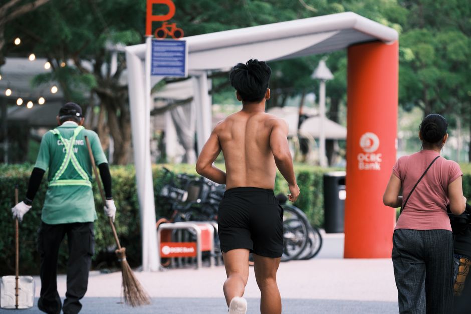 How gutter cleaning companies in Singapore win high-intent search