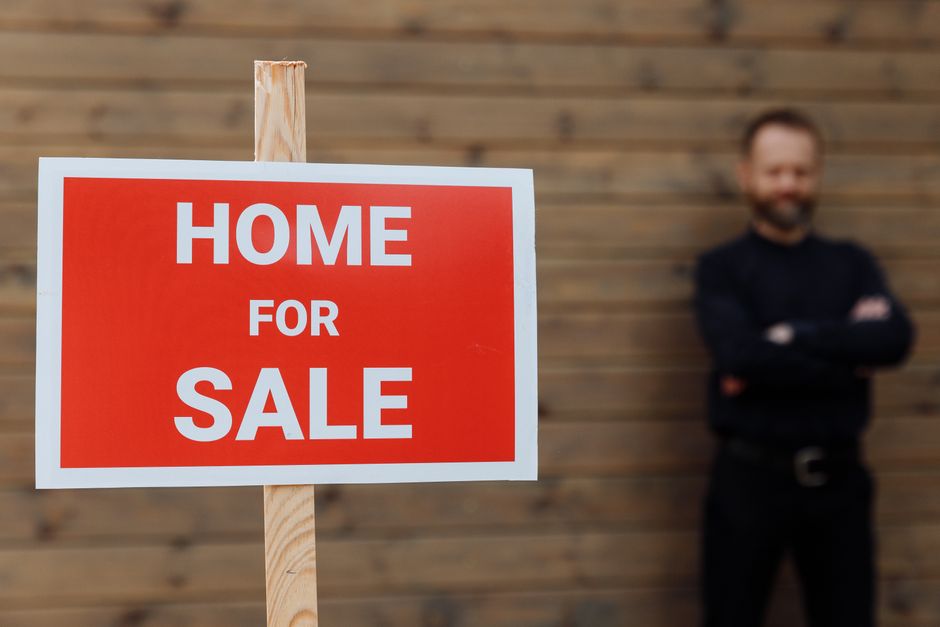 How UK residential sales firms rank for high-intent search