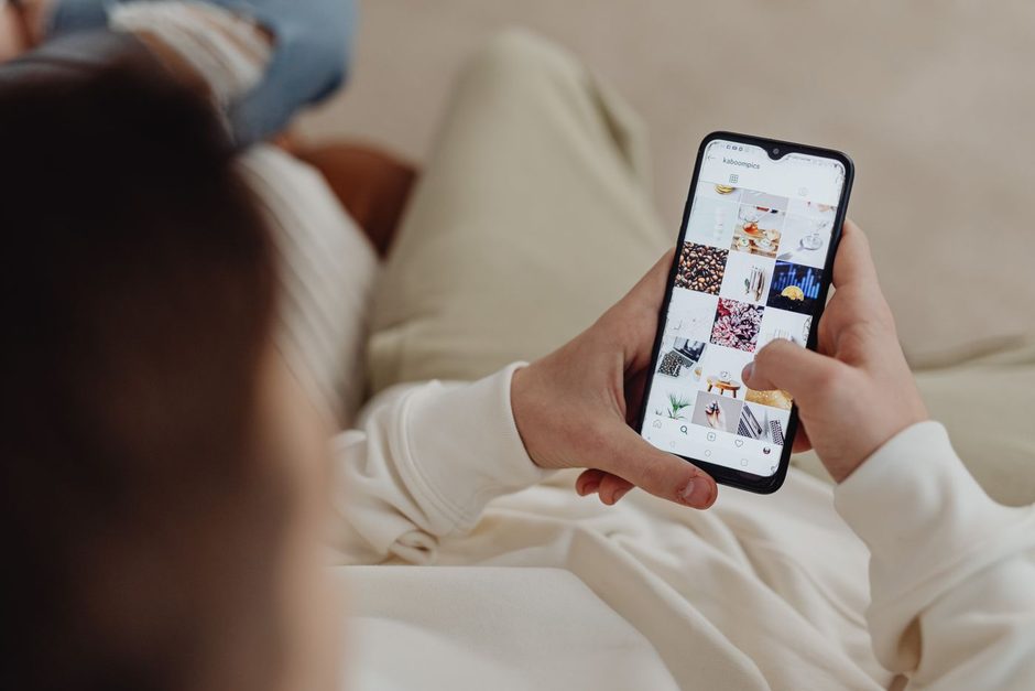 How to remarket on Meta without annoying booked UK users