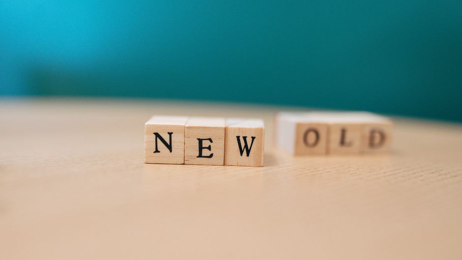 Instant Forms vs Landing Pages: Which One Actually Books Jobs?