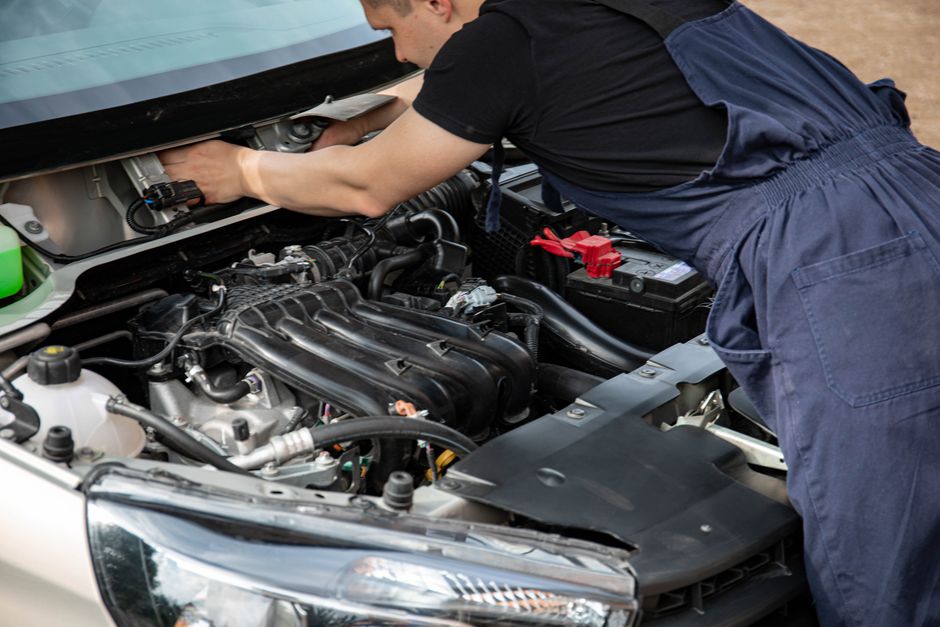 Landing page mistakes that kill Auto Repair conversions in the UK