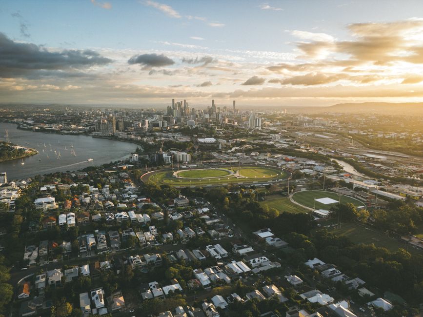 Lead metrics that actually matter for conveyancers vs vanity