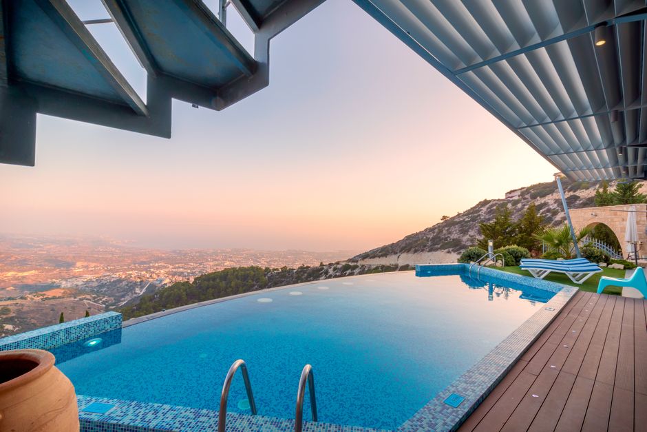 Pool maintenance metrics that actually fill the diary (and the ones that just fill your dashboard)