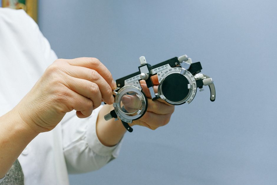 Lead-to-job rates your optometry practice should actually be tracking