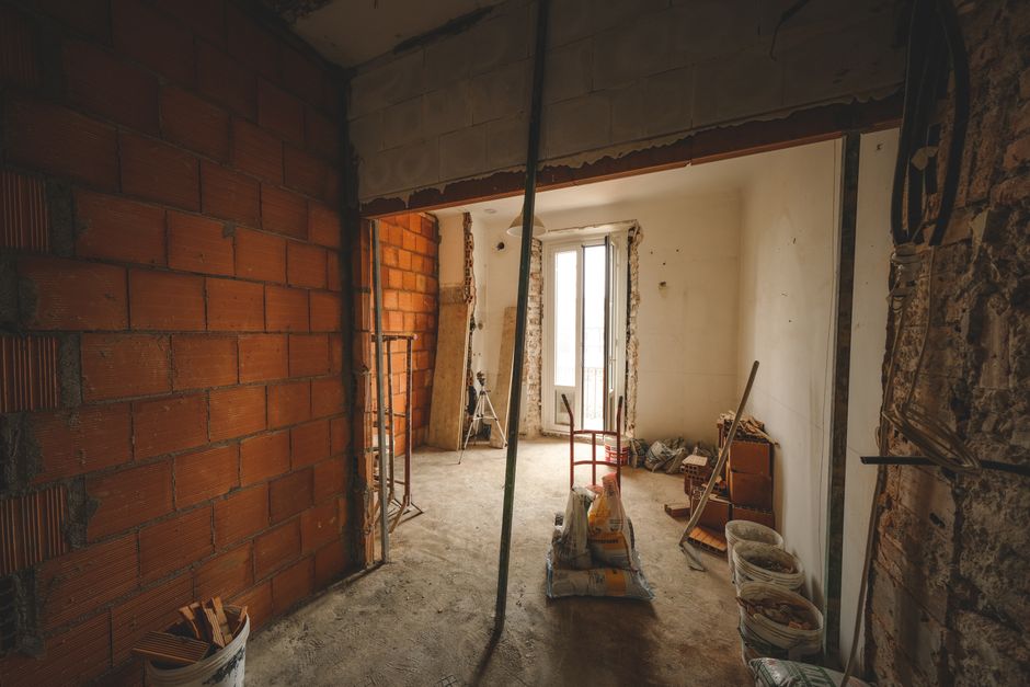 Lead-to-job rates UK plastering teams should track