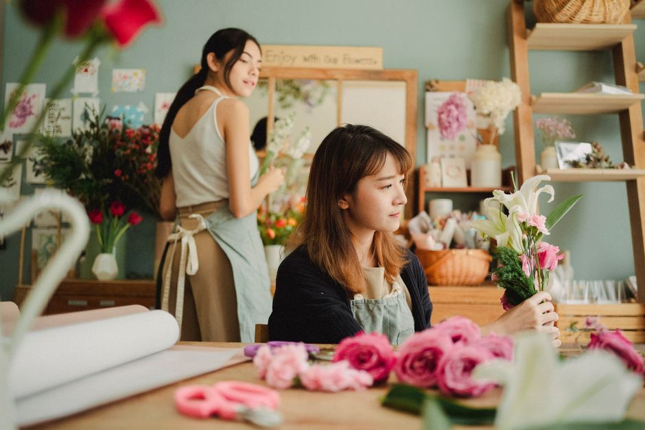 How UK florist companies track funeral calls, wedding consults, and same-day orders separately (and why it changes everything)