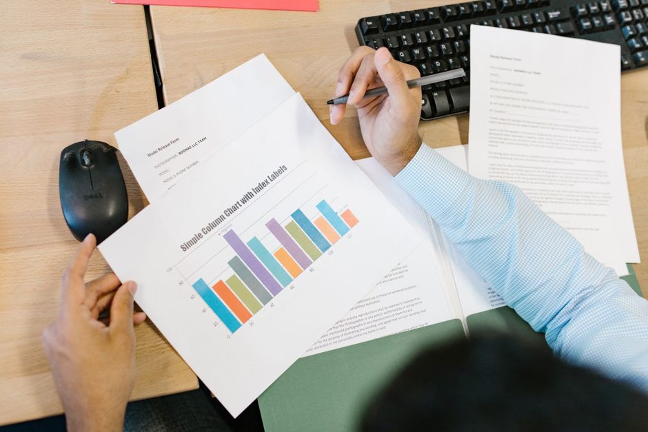 LinkedIn Ads mistakes that waste budget on cheap clicks and empty meetings