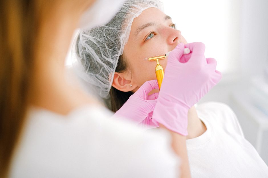 How UK medical aesthetics and cosmetic dermatology clinics should run Meta ads