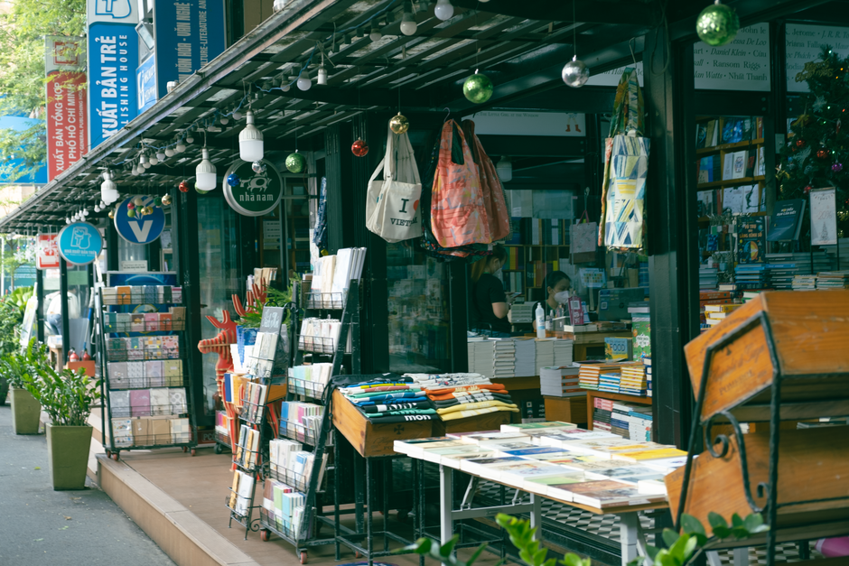 Meta Ads that work for Bookstores companies in the US - and ones that do not
