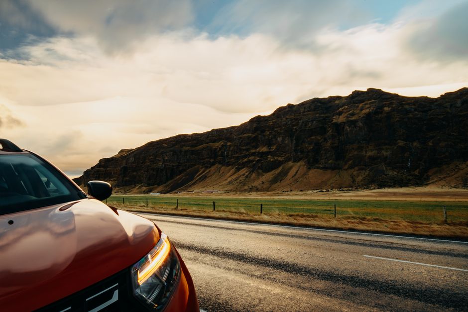 How to turn car dealer enquiries into booked jobs