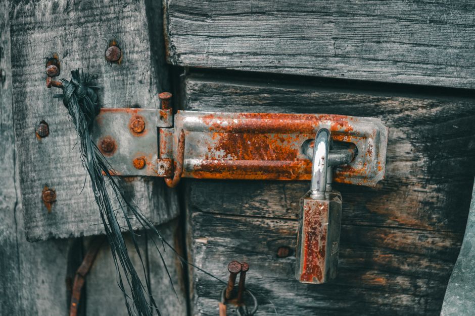 SEO benchmarks and ranges for Auto Locksmith companies in the US