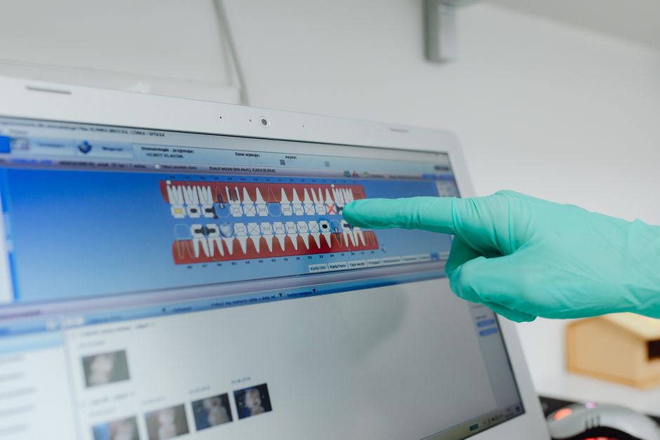 SEO benchmarks and ranges for Dental Practices and Cosmetic Dentistry companies in the UK