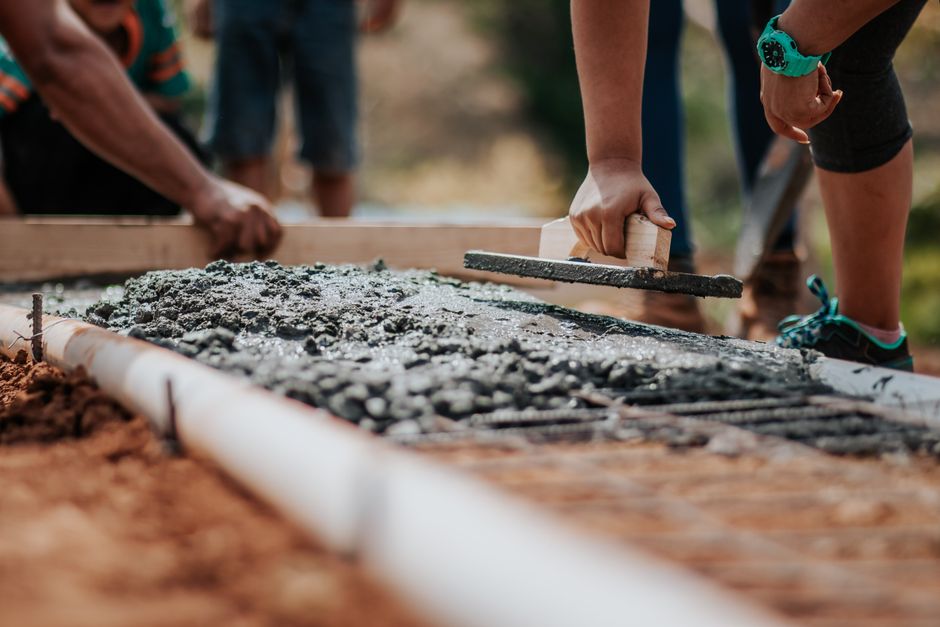 SEO benchmarks and ranges for Roofing companies in Singapore