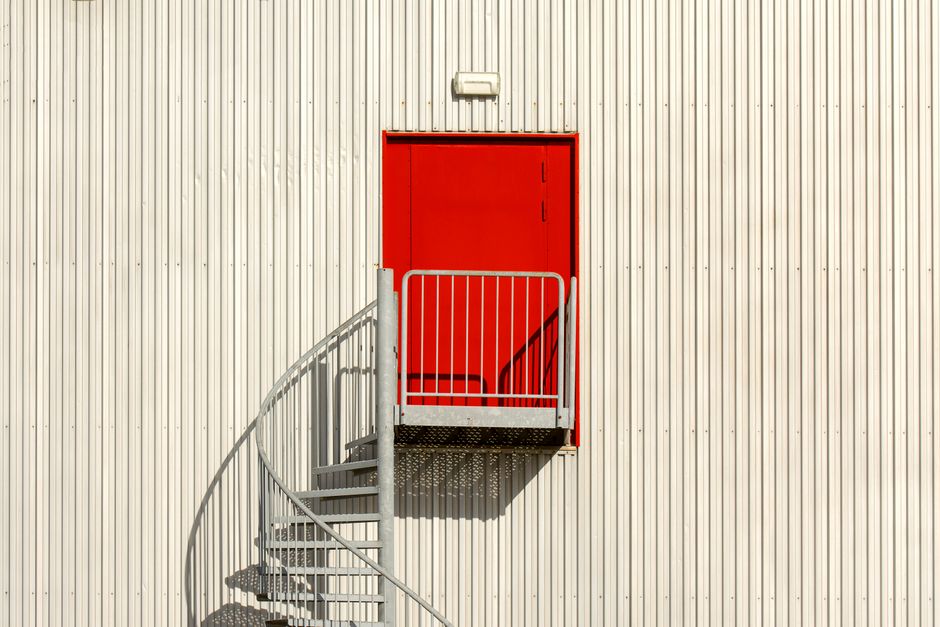 SEO benchmarks for US security door and screen installers: what good actually looks like