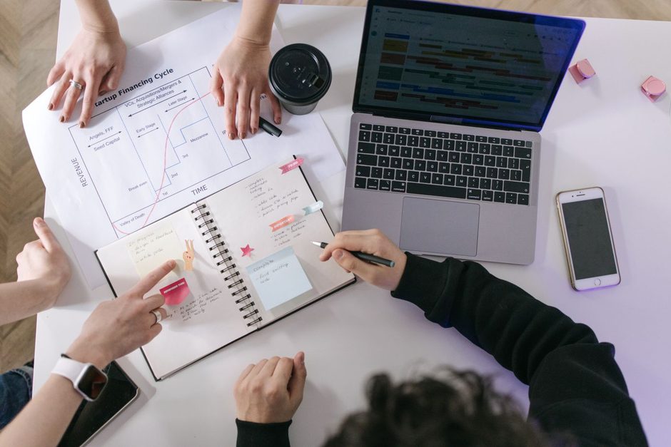 SEO content cadence playbook for a small writing team in Sin