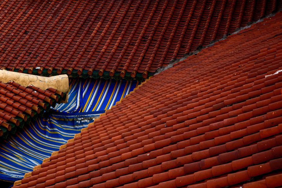 The Roofing Company SEO Playbook: From Rankings to Booked Inspections