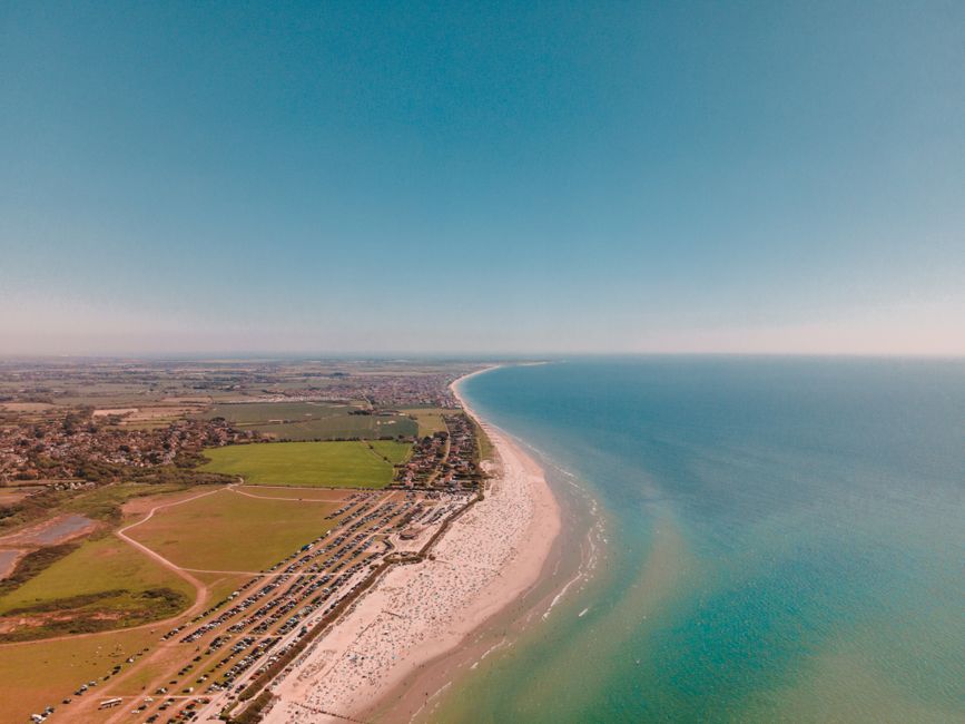 What works (and what wastes budget) on beach SEO in the UK