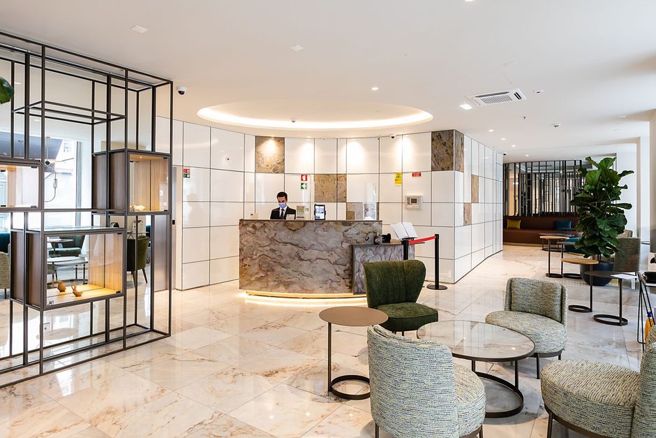 What works (and what wastes budget) in hotel SEO in Australi