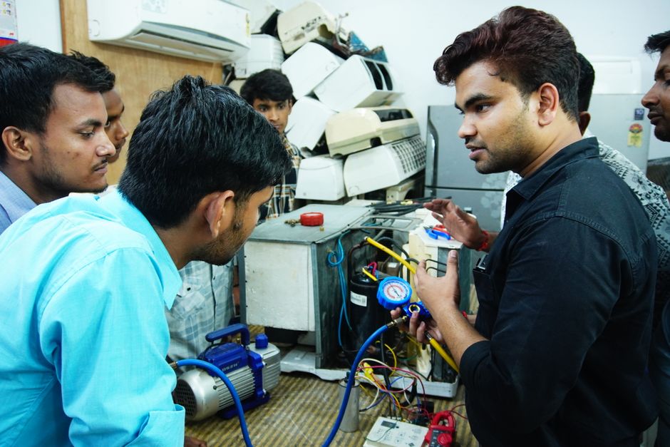 When UK appliance repair teams saw which ads booked jobs